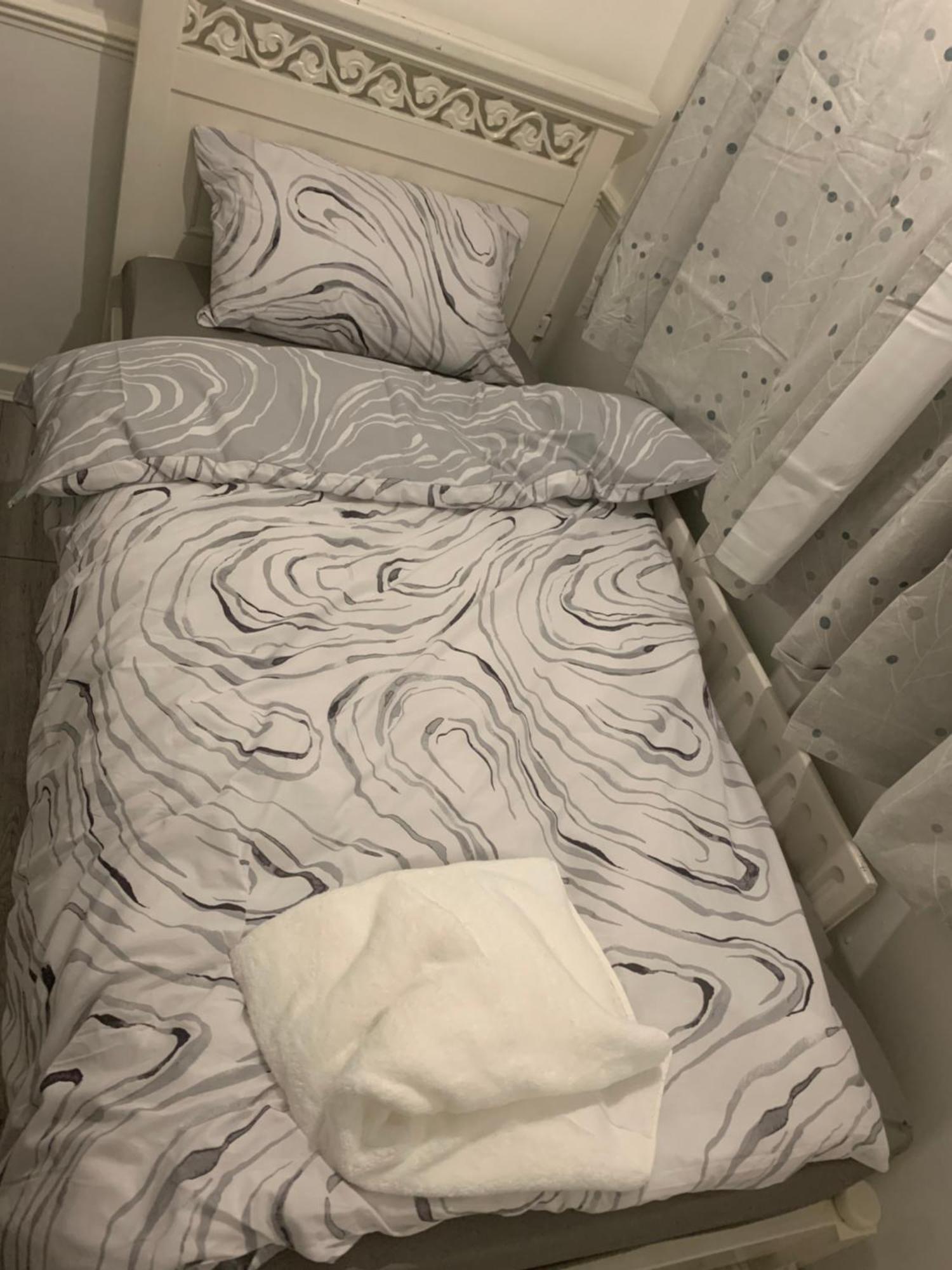 At Apex House Single Room Horndon-on-the-Hill Экстерьер фото